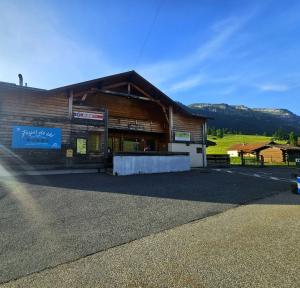 Appel à candidatures pour location saisonnière du foyer de ski